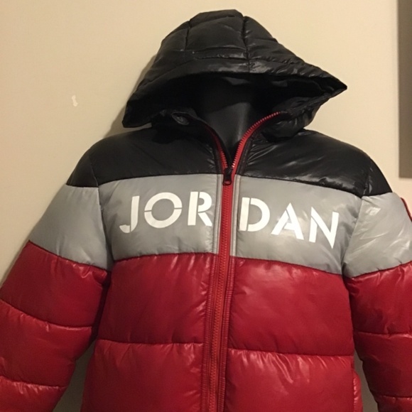 🔥SALE! Jordan, new cond. Large, 12-13 yrs. see pictures,🔥🔥🔥😎 - Picture 2 of 9